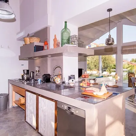 빌라 Aura 6, Emma *